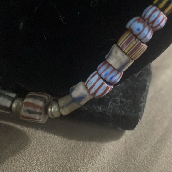 Antique Venetian Chevron Old African trade bead Necklace - Picture 4 of 8